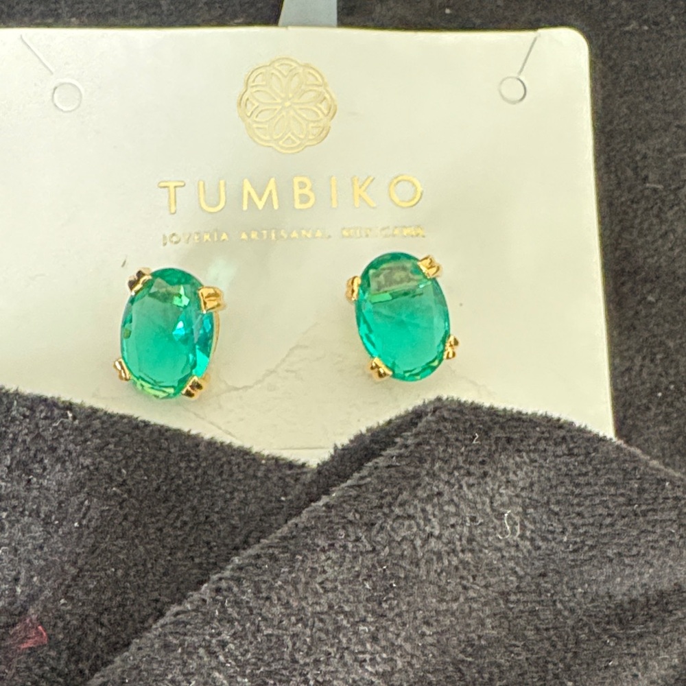 Emerald Green and Gold Stud Earrings